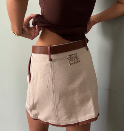Miu Miu Falda con Cinto